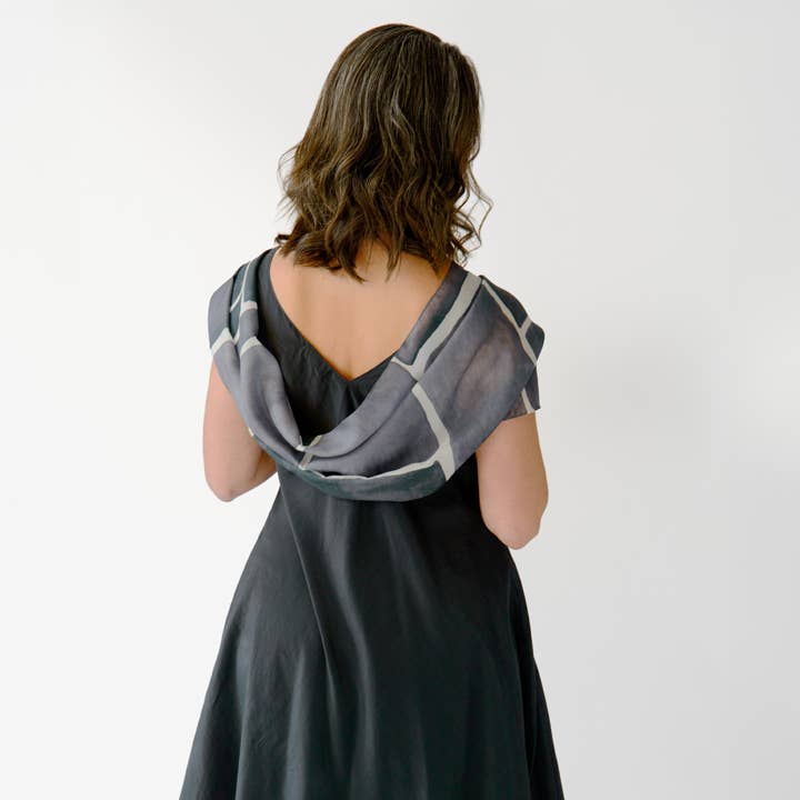 Antenna Studio - Venta al por mayor Bufanda - Mujer - Pañuelo de seda de diseñador con estampado «Pebbles Night»7