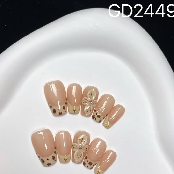 hand made Press on Nails 2449 for wholesale by foamboxnail