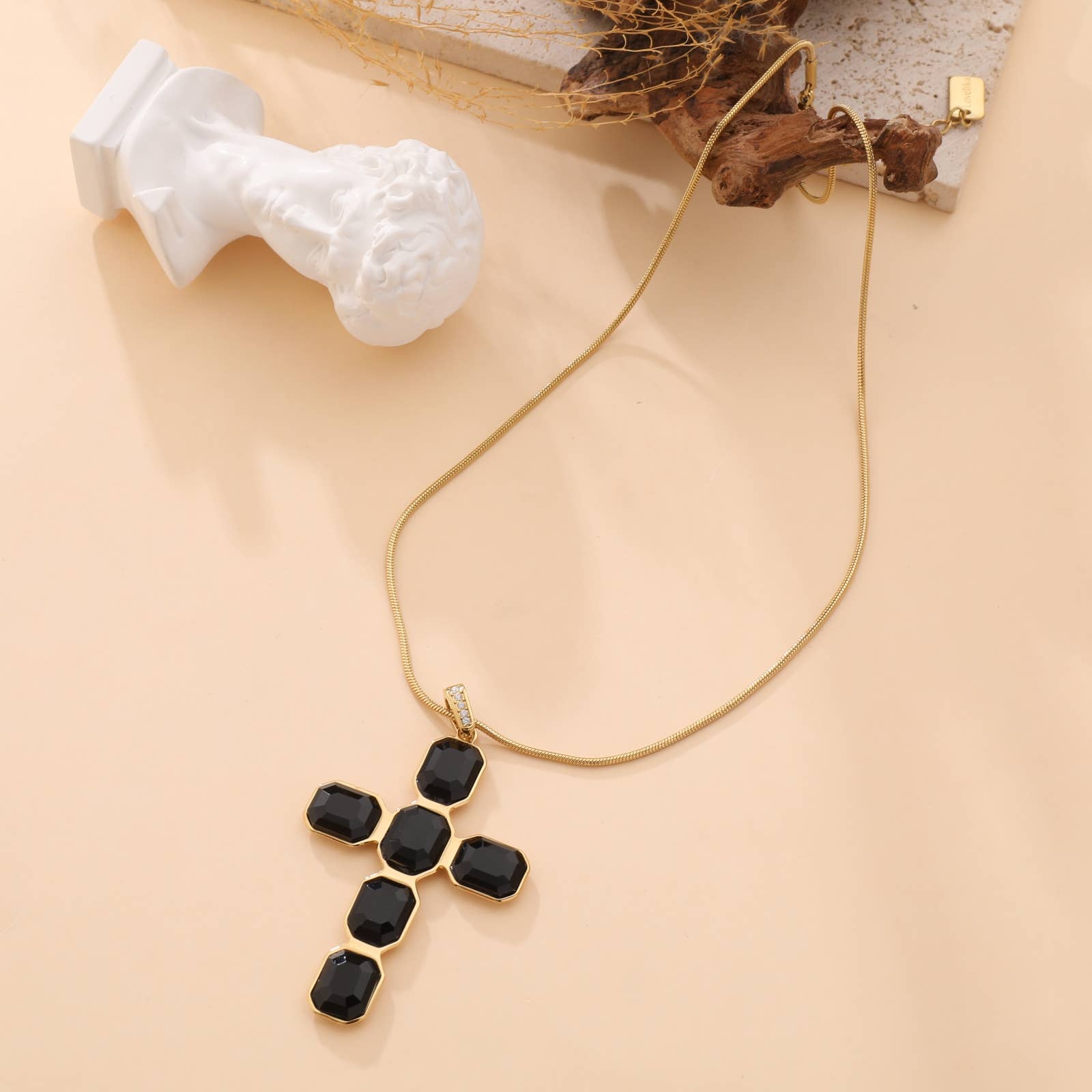 Lovelika - Wholesale Link & Chain Necklace - Necklace - Alma0