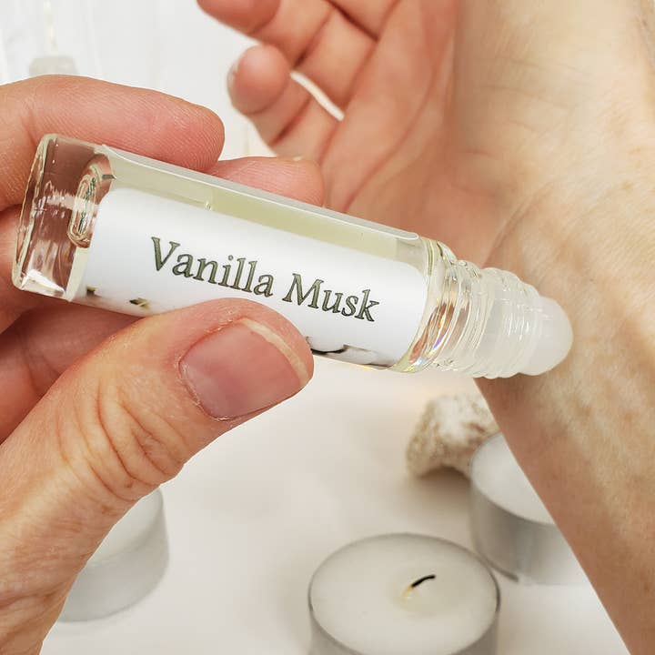 River Village - Wholesale Roll-On Fragrance - Vanilla Musk Perfume Oil by Shadow Scents