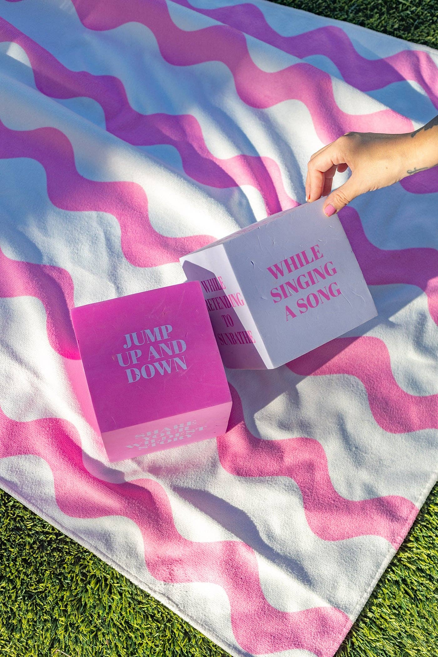 Packed Party - Wholesale Dice - Jumbo Party Yard Dice2