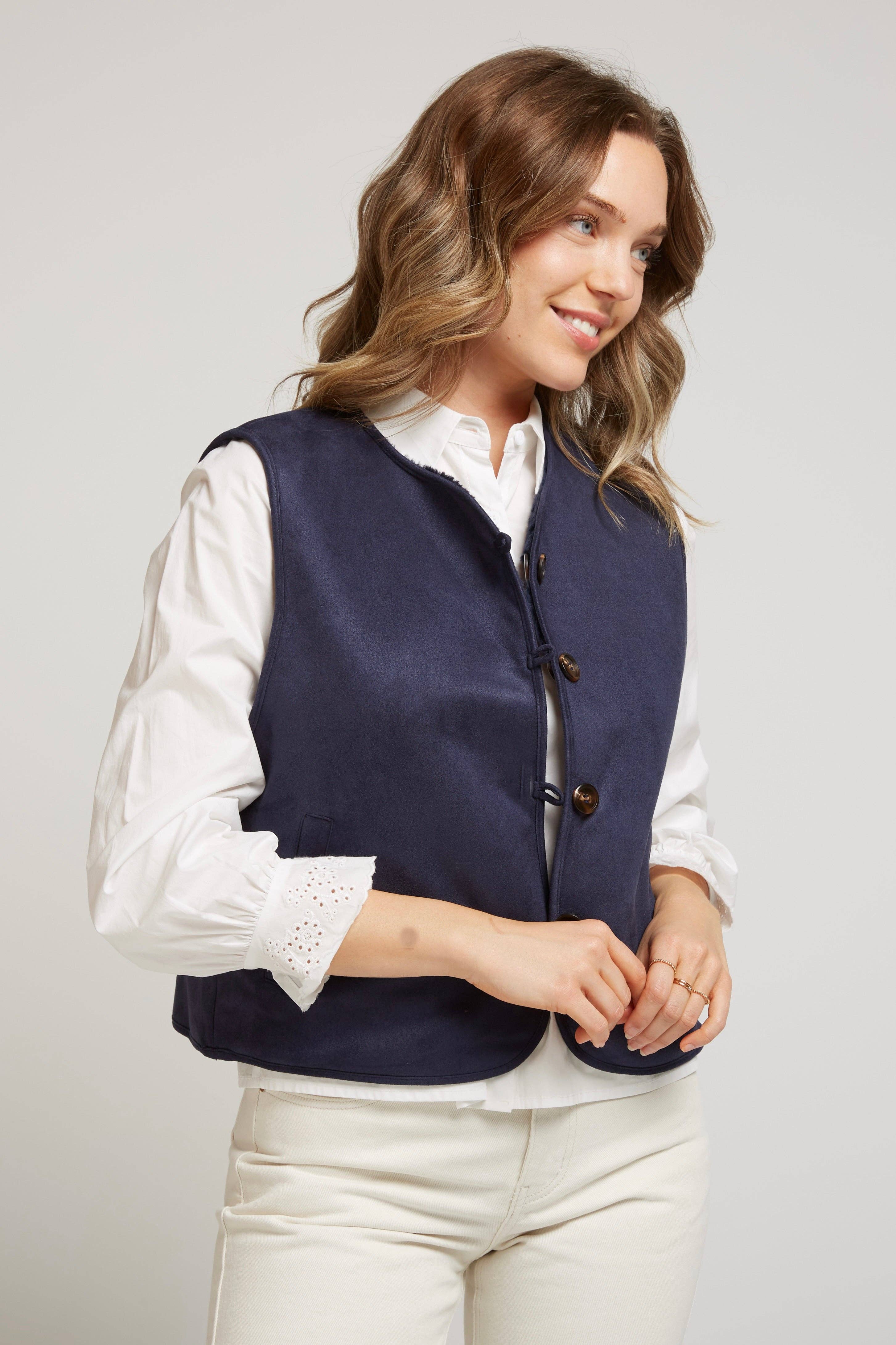 Andy & Lucy – Großhandel Strickjacke – Damen – GERALT - Wendejacke aus weichem Wildlederimitat9