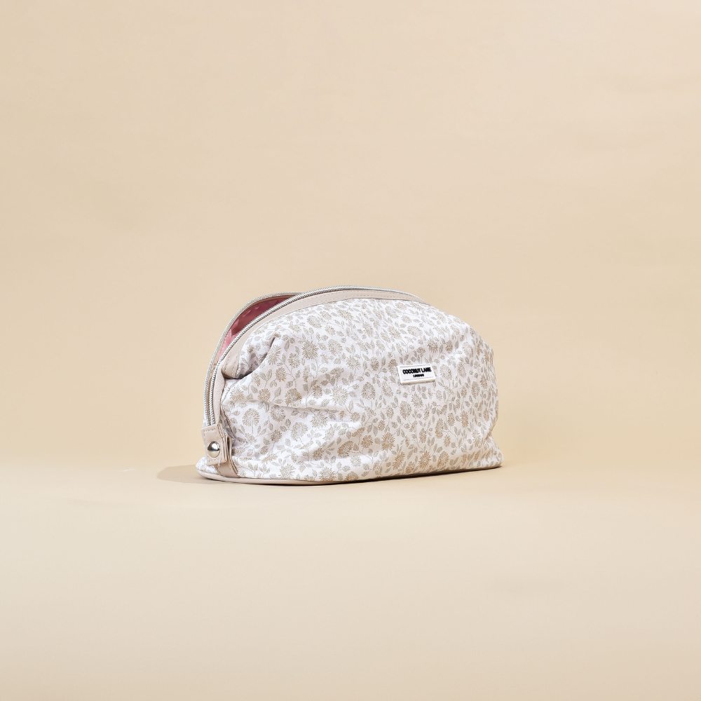 Coconut Lane – wholesale Make-up/cosmetic bag – Magic Lifestyle Pouch - Garden Meadow1