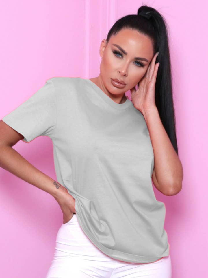 Femme Luxe – wholesale T-shirt – women's – Grey Basic Crew Neck Short Sleeve T-Shirt - Jana0