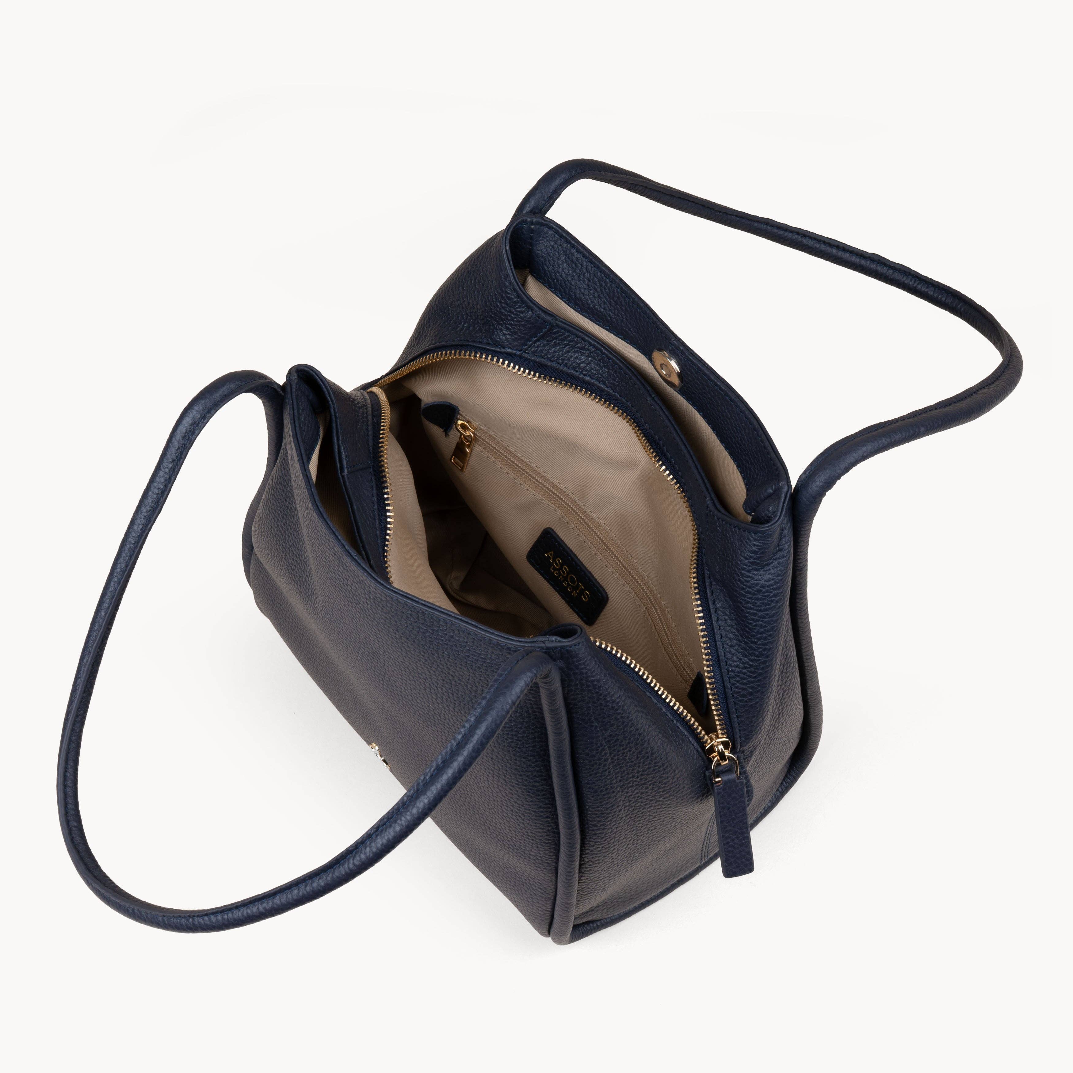 Assots London - Vente Sac porté épaule – femme - Sac bandoulière organisateur en cuir véritable grainé bleu marine 'DEBBIE'1