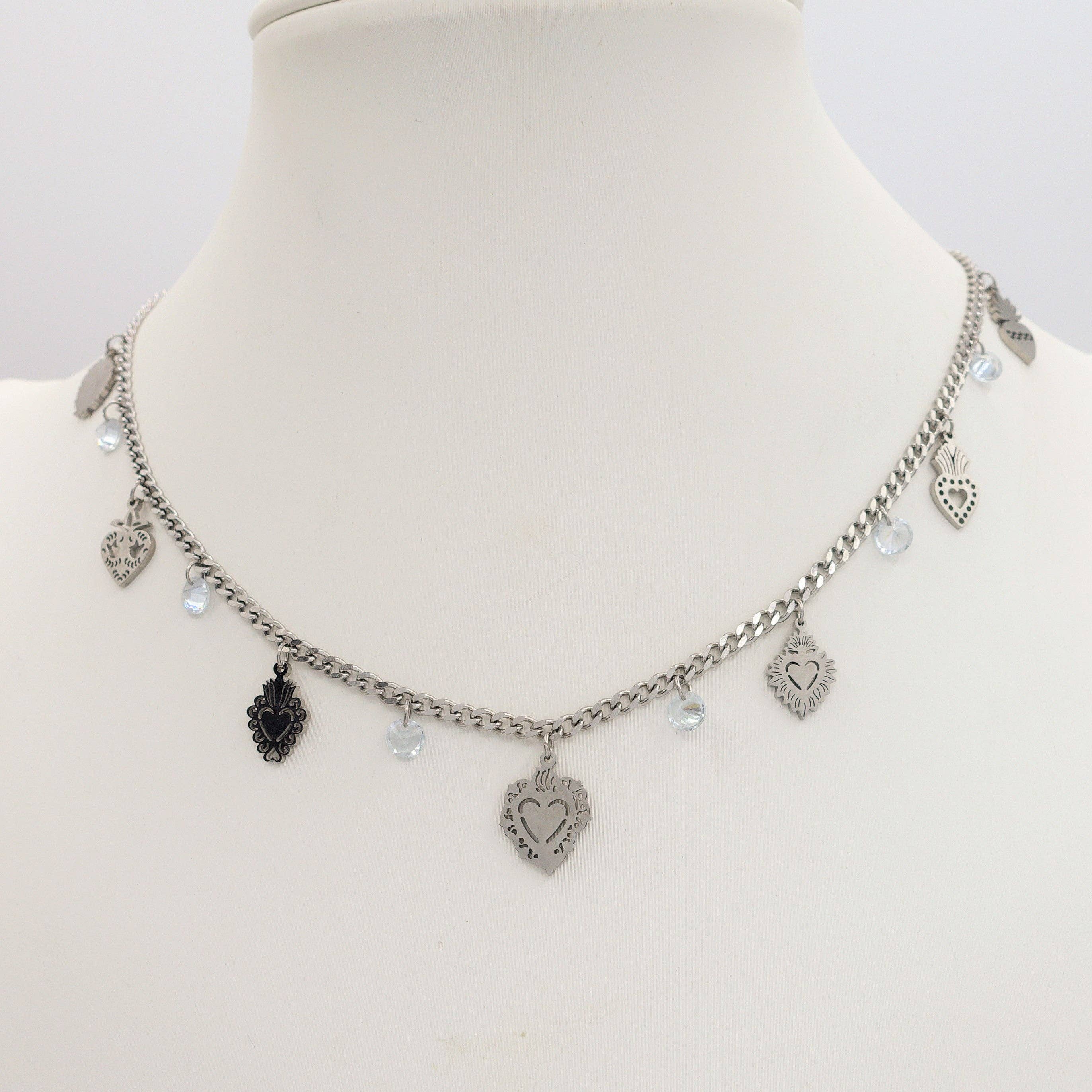 Daemon srls – Engroshandel Halskæde med vedhæng – SACRED ~ halskæde i rustfrit stål med hellige hjerter0