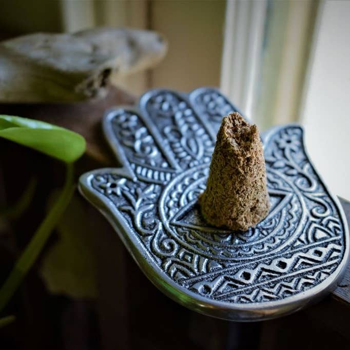 Liv Rocks – wholesale Incense holder – Hamsa Hand Metal Incense Holder, Cone Burner