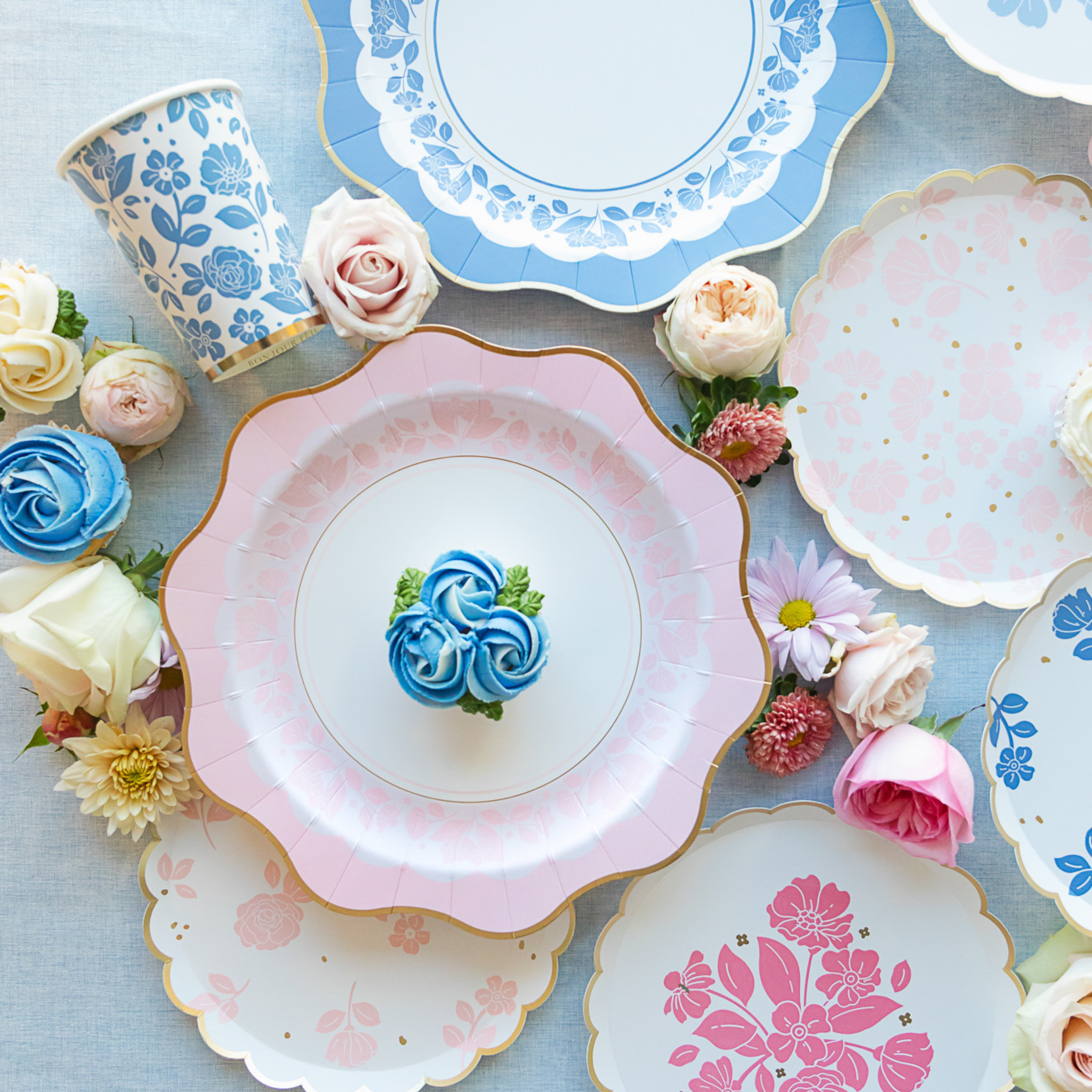Bonjour Fête - Wholesale Disposable Plate - PETAL PINK ELEGANT FLORAL DESSERT PLATES2