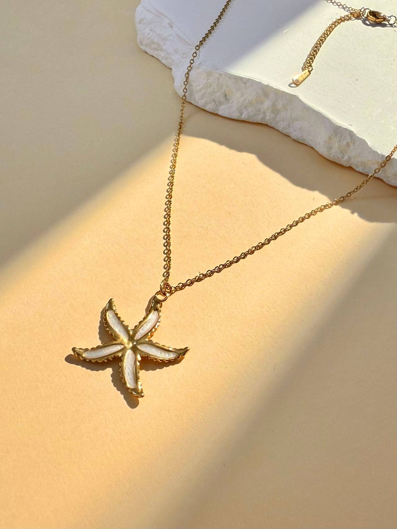 COSMOS - Wholesale Pendant/Charm Necklace - Stainless steel necklace with gold enamel starfish3