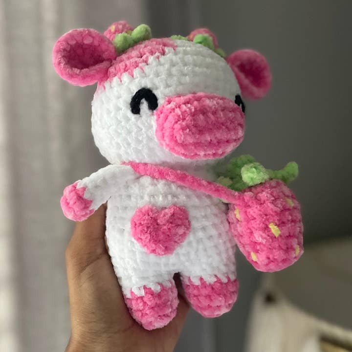 Anh2 LTD - Wholesale Stuffed/Plush Toy - Kids & Baby - Cute Crochet Mini Strawberry Cow Plushie, Stuffed Animal Toy