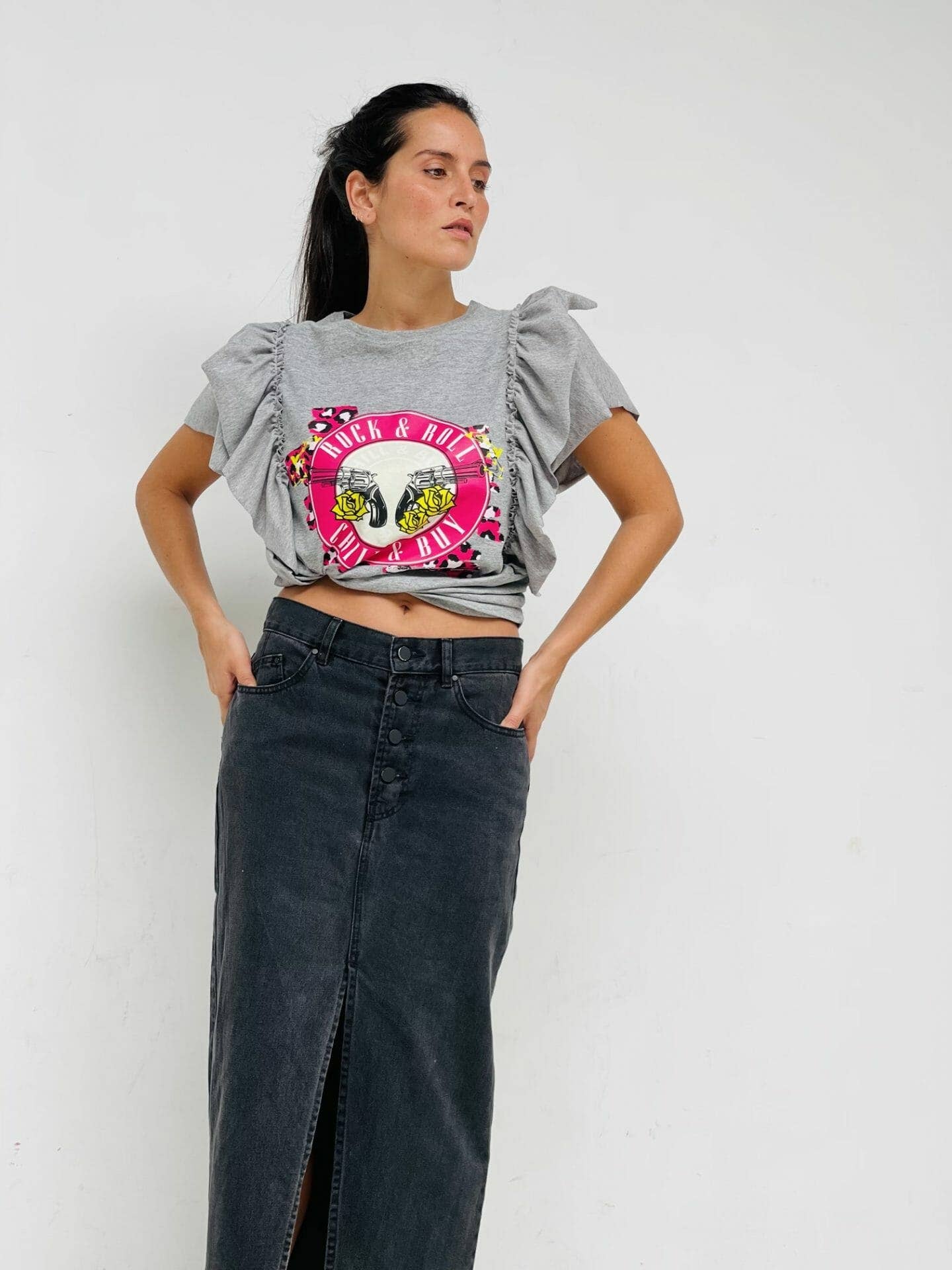 gris T-shirt à double volant rose fuchsia en vente sur Faire1