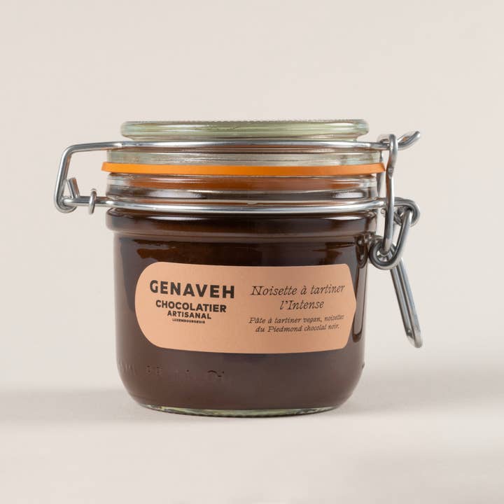 Intense Hazelnut Spread for wholesale by Genaveh