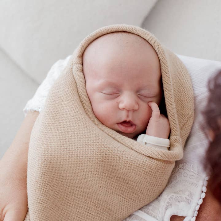 Zoe Sage - Wholesale Bedding Blanket - Kids & Baby - Wool Wrap Dreamtime Cocoon - Nougat4