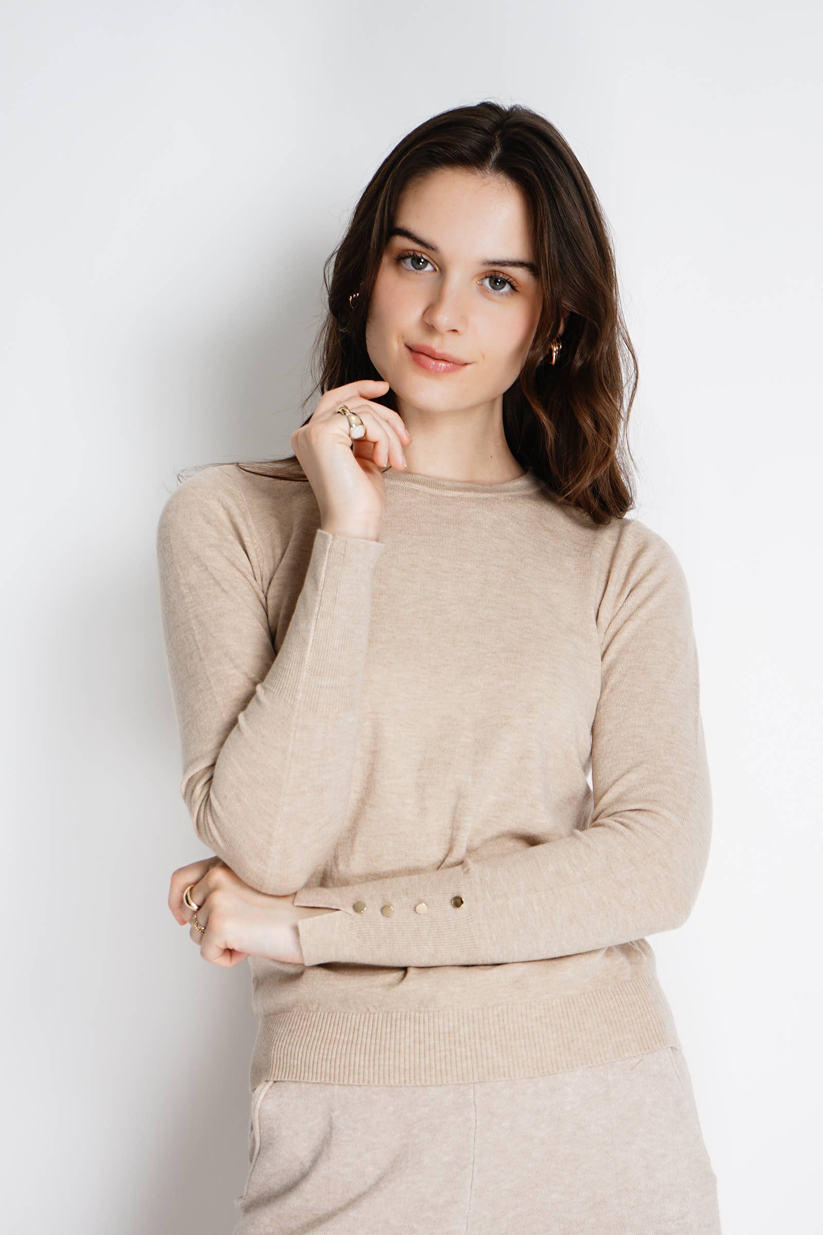 NOELINE - Wholesale Knit Sweater - Women's - Round neck fine knit sweater 252049