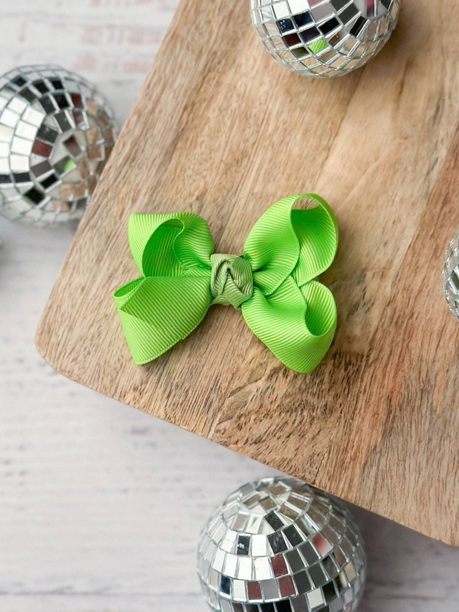 The Hair Bow Company - Wholesale Hair Bow - Kids - Original Grosgrain Hair Bow - Alligator Clip - 3"18