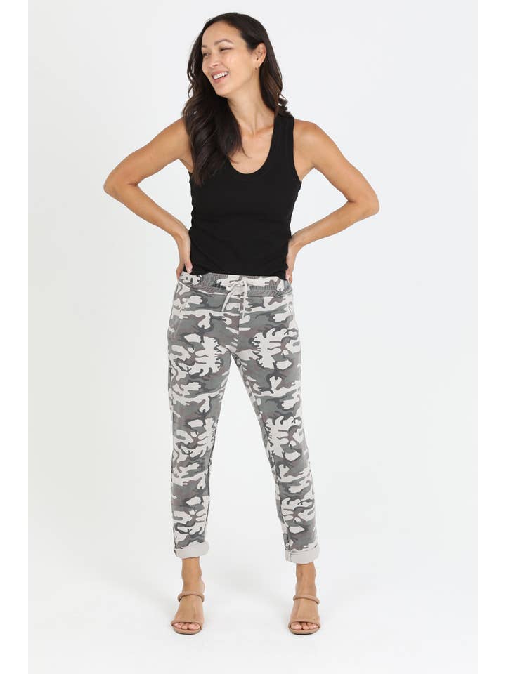 Nostalgia - Wholesale Lounge Sweatpants/Joggers - Women's - NP746-BP48 CAMO PRINT FRENCH TERRY JOGGER PANTS
