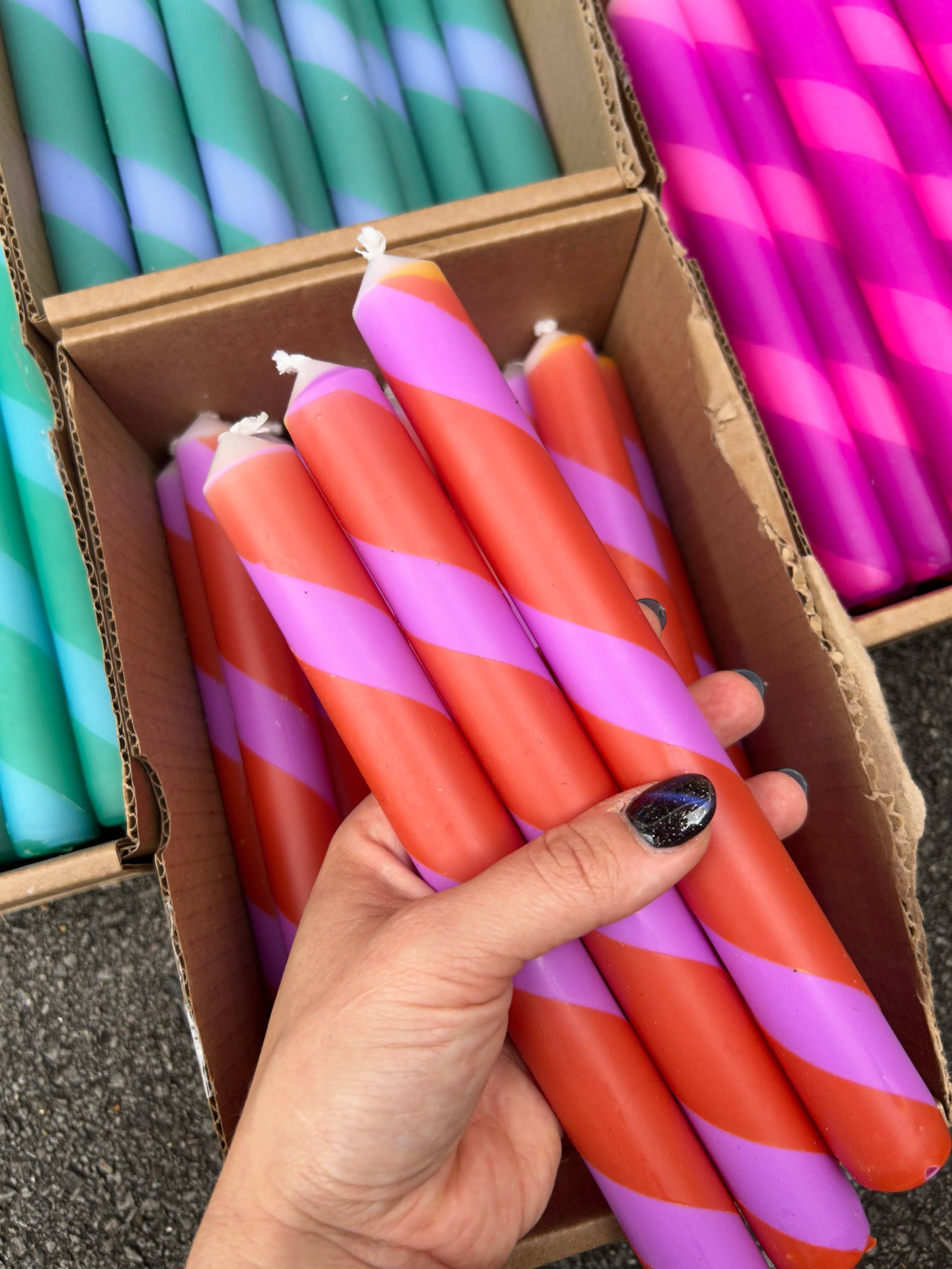 The Colour Emporium – wholesale Tapered candle/candlestick – Twisted stripe Candle individual 1