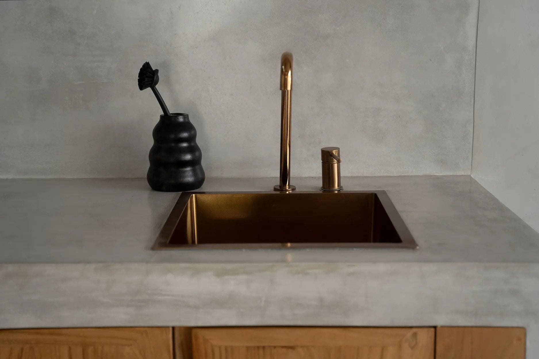 Bazar Bizar Living - Vente Vases - Le Vase Brûlé4