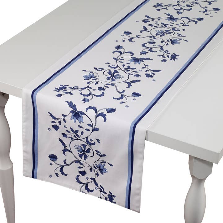 Coureur Portofino Bleu 72" pour la vente par Avanti Linens