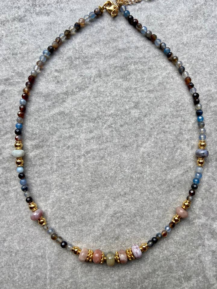 collana ROSE per la vendita all'ingrosso da parte di Even stone