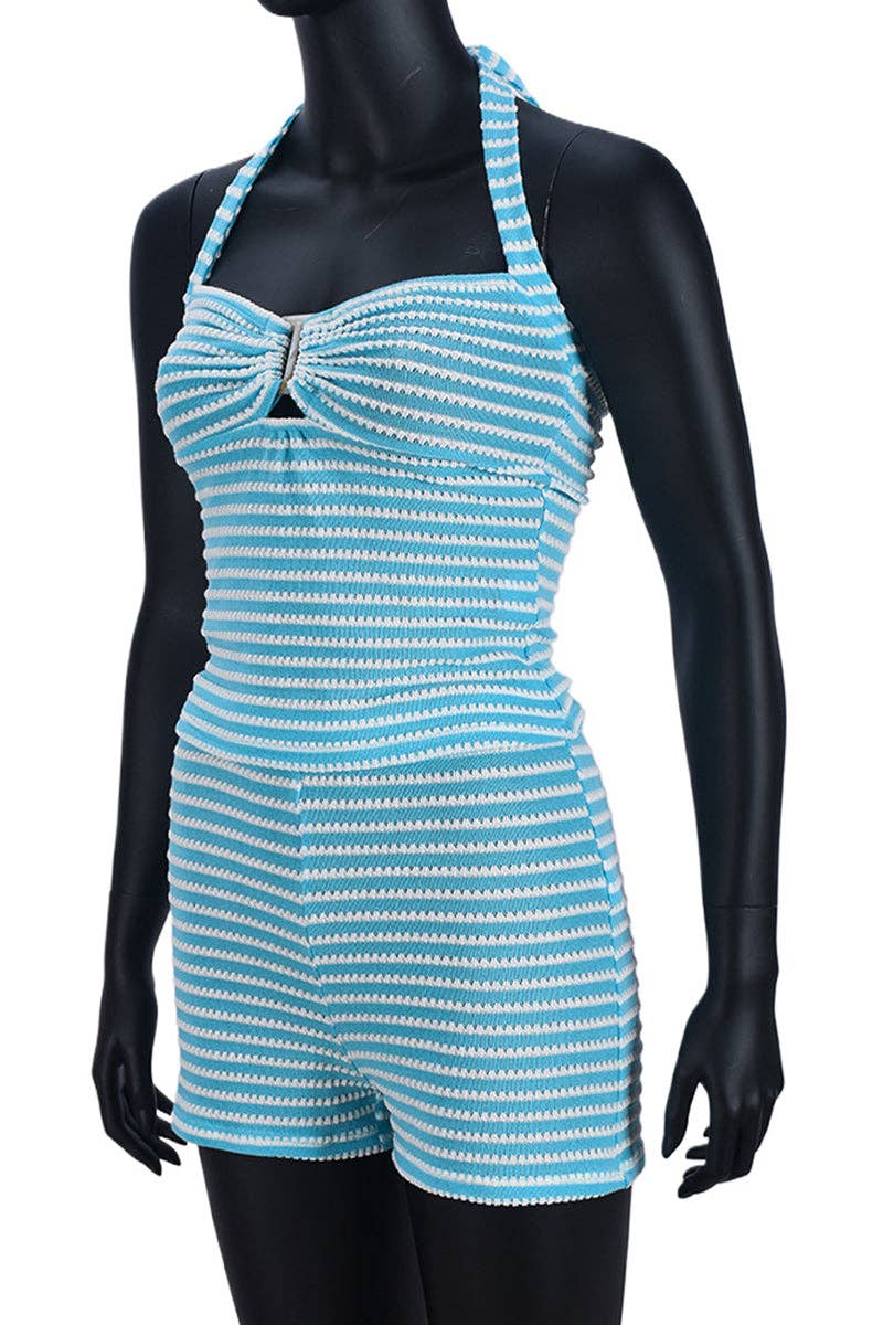 Mccolin – Großhandel Loungewear-Set – Damen – Gestreiftes Neckholder-Top und Shorts-Set3