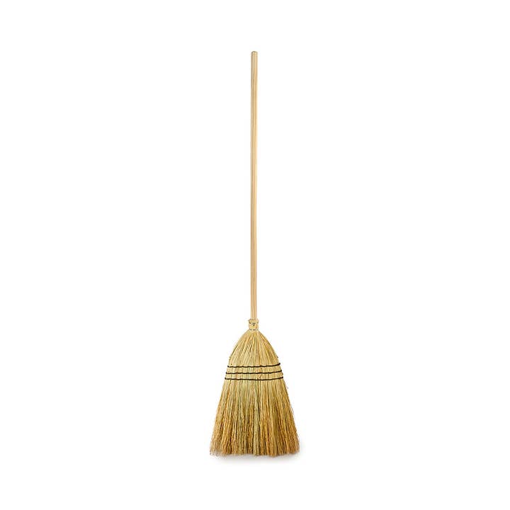 Basic Broom 800 gr 59" - 145 cm for wholesale by MENDI