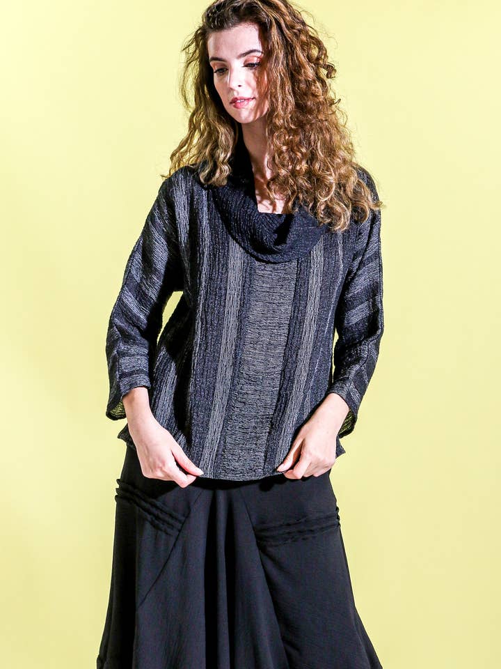 Marseiller Top mit Wasserfallausschnitt für den Großhandel von Khangura