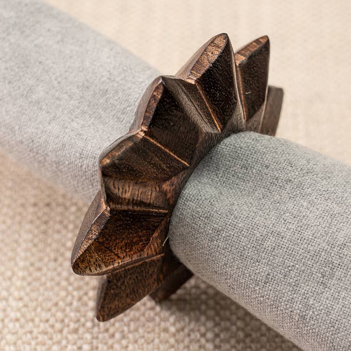 India Handicrafts Inc - Vente Rond de serviette - Anneau de serviette en bois élégant - Design rond éclatant0