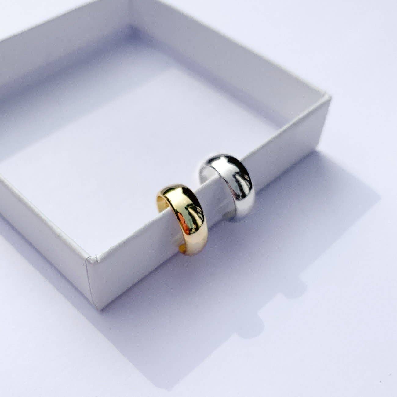 Love Local Jewelry - Vendita all'ingrosso Orecchini ear cuff/ear wrap - Juna ear cuff regolabile in argento 925 placcato oro 18k resistente all’acqua7