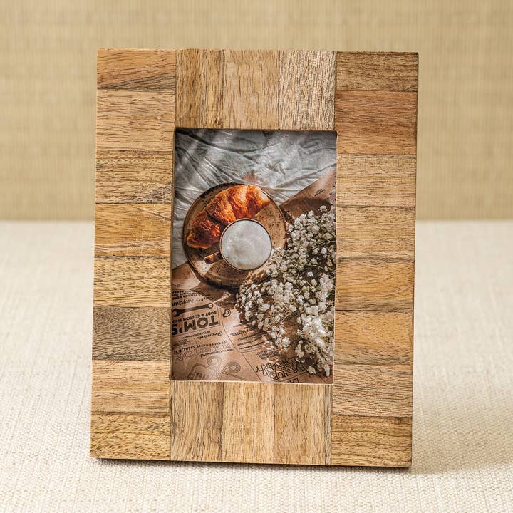 Modern Wood Frame for wholesale by India Handicrafts Inc