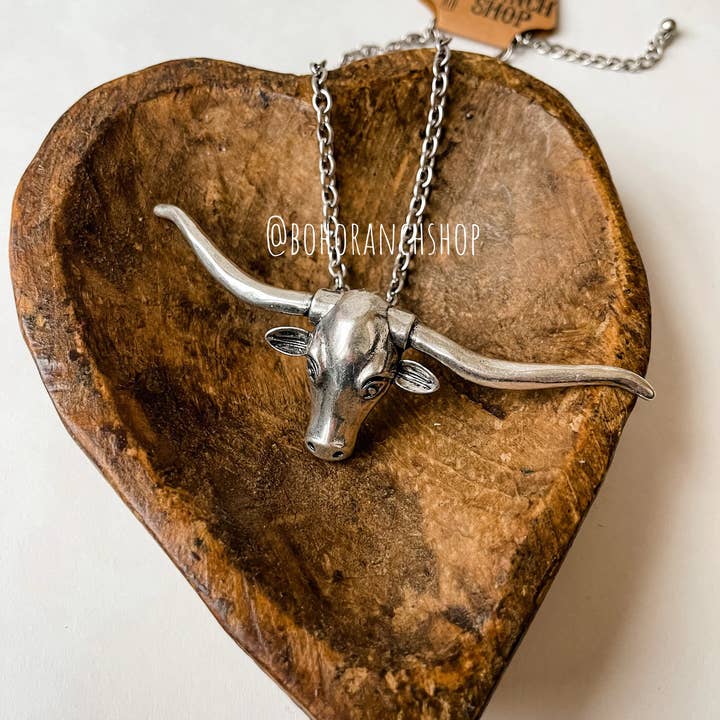 Boho Ranch Shop - Wholesale Pendant/Charm Necklace - Large Longhorn Pendant Steer Western Necklace6