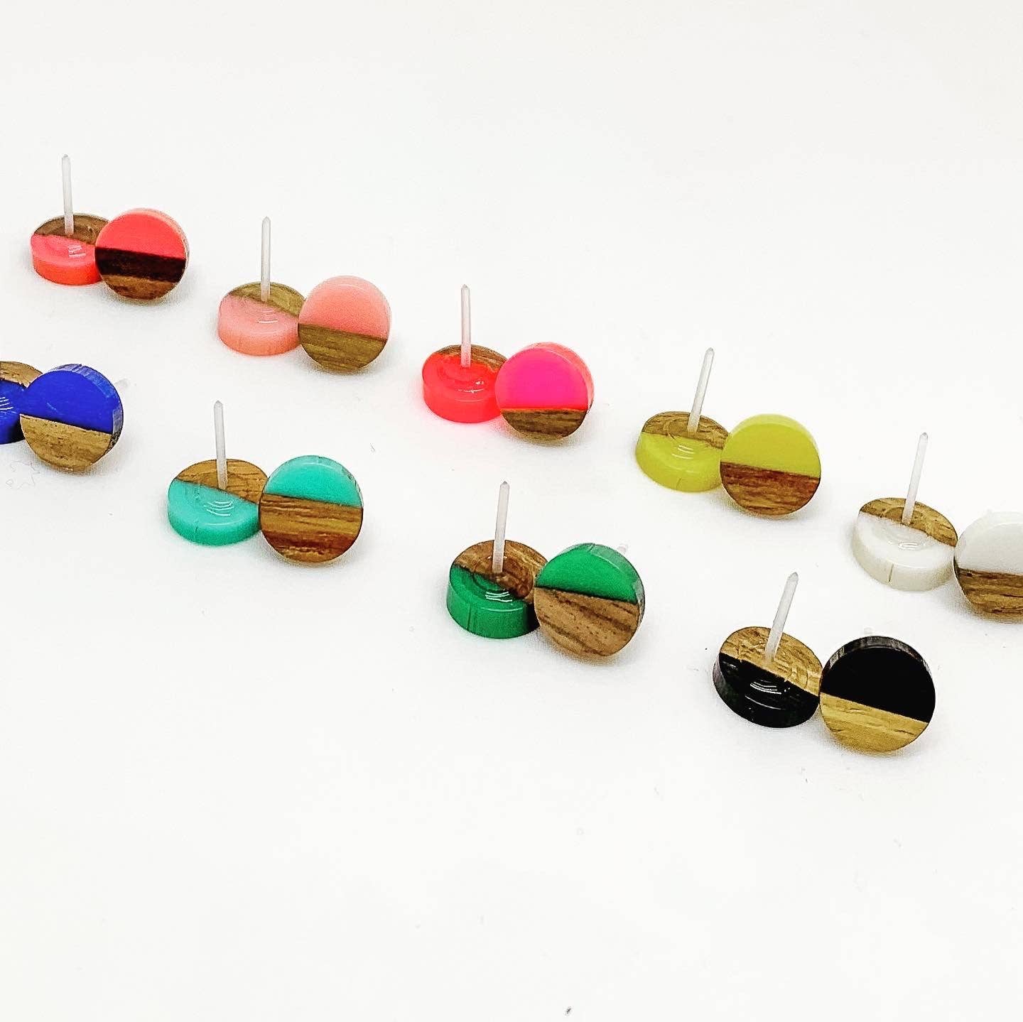 Shantiques Mini Creations – Engroshandel Ørestikkere – Øreringe - Træ Grain Lille Cirkel1