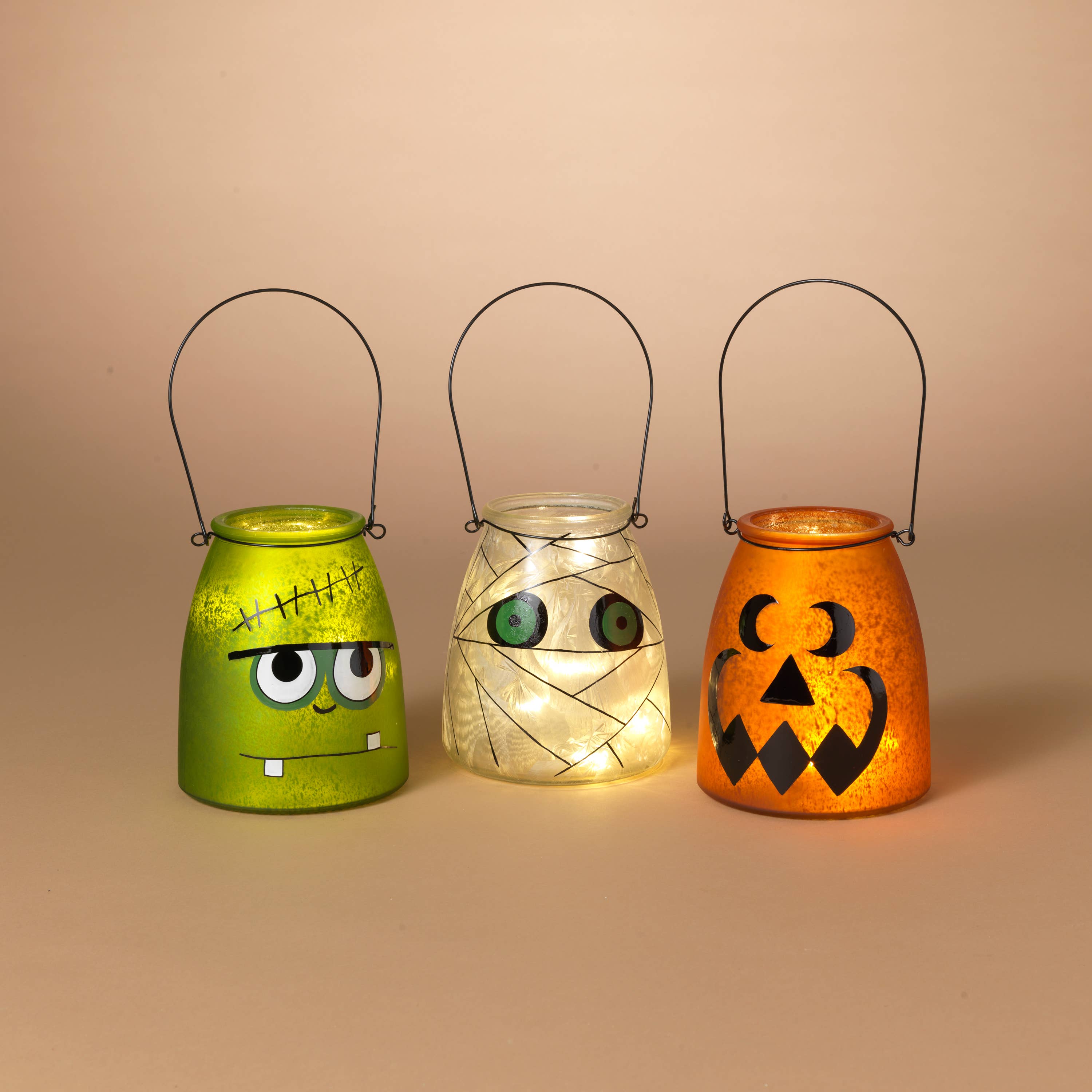 The Gerson Companies - Wholesale Decorative Figurine - Gerson Halloween 5.9"H B/O Lighted Glass Halloween Lantern,0