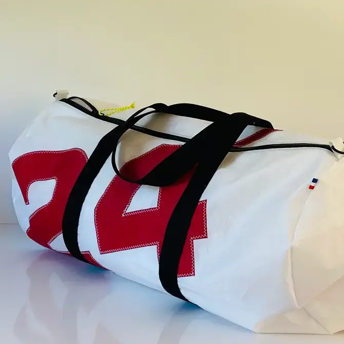 Bientot Dimanche - Wholesale Weekender Bag - Unisex - Upcycled Sail Cloth Duffle Bag Personalised Zero Waste Sport10