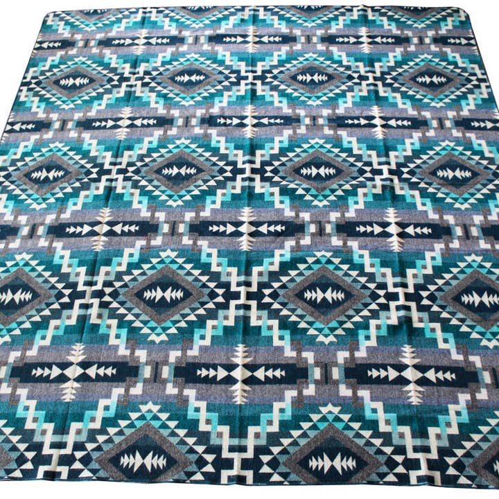 Aqua Agua de Los Andes Alpaca Blend Blanket for wholesale on Faire0