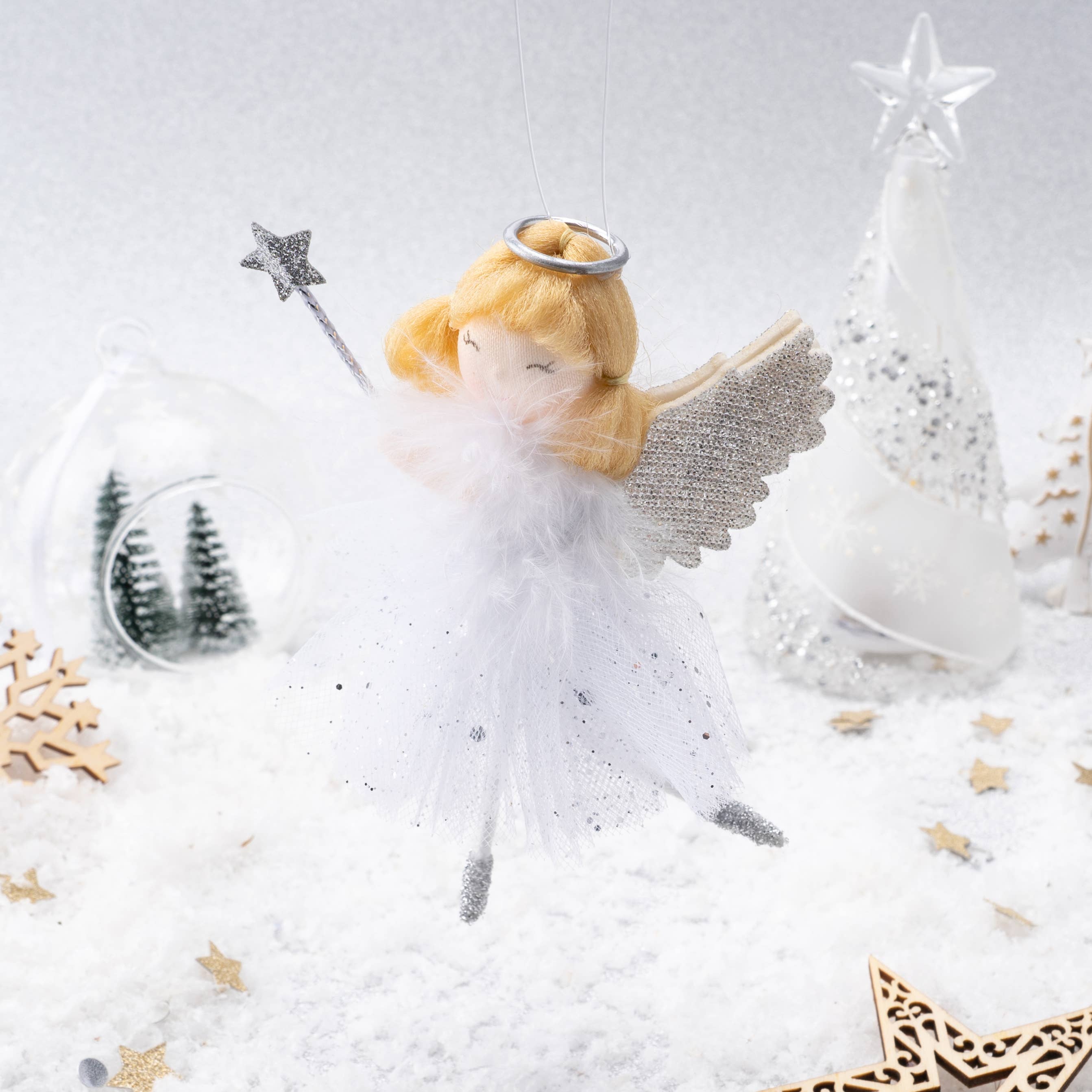 CGB Giftware - Vendita all'ingrosso Decorazione - Angelo dai capelli chiari argento da appendere1