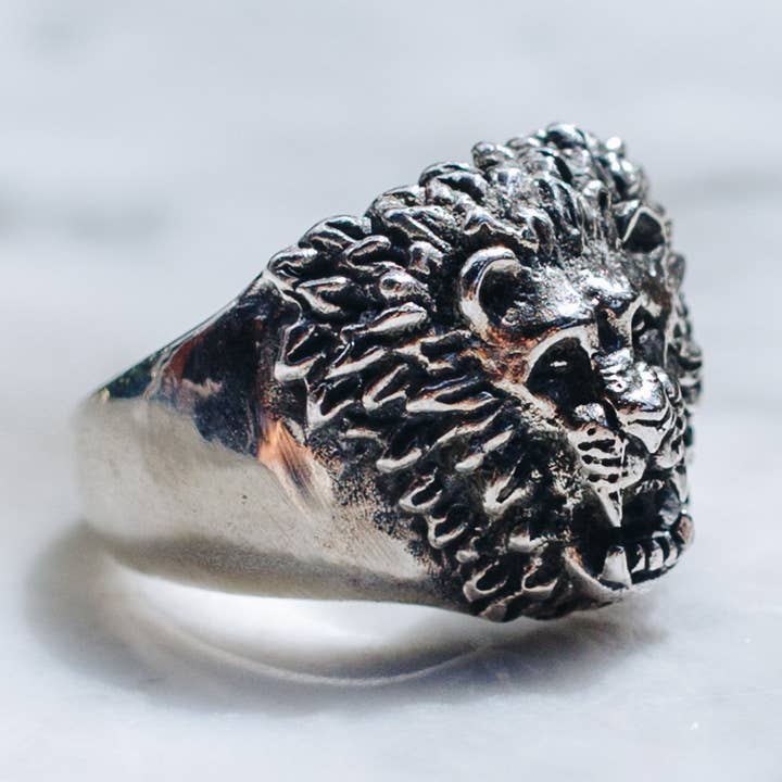 Lion Ring - 925 Sterling Silver for wholesale by JewelryLab