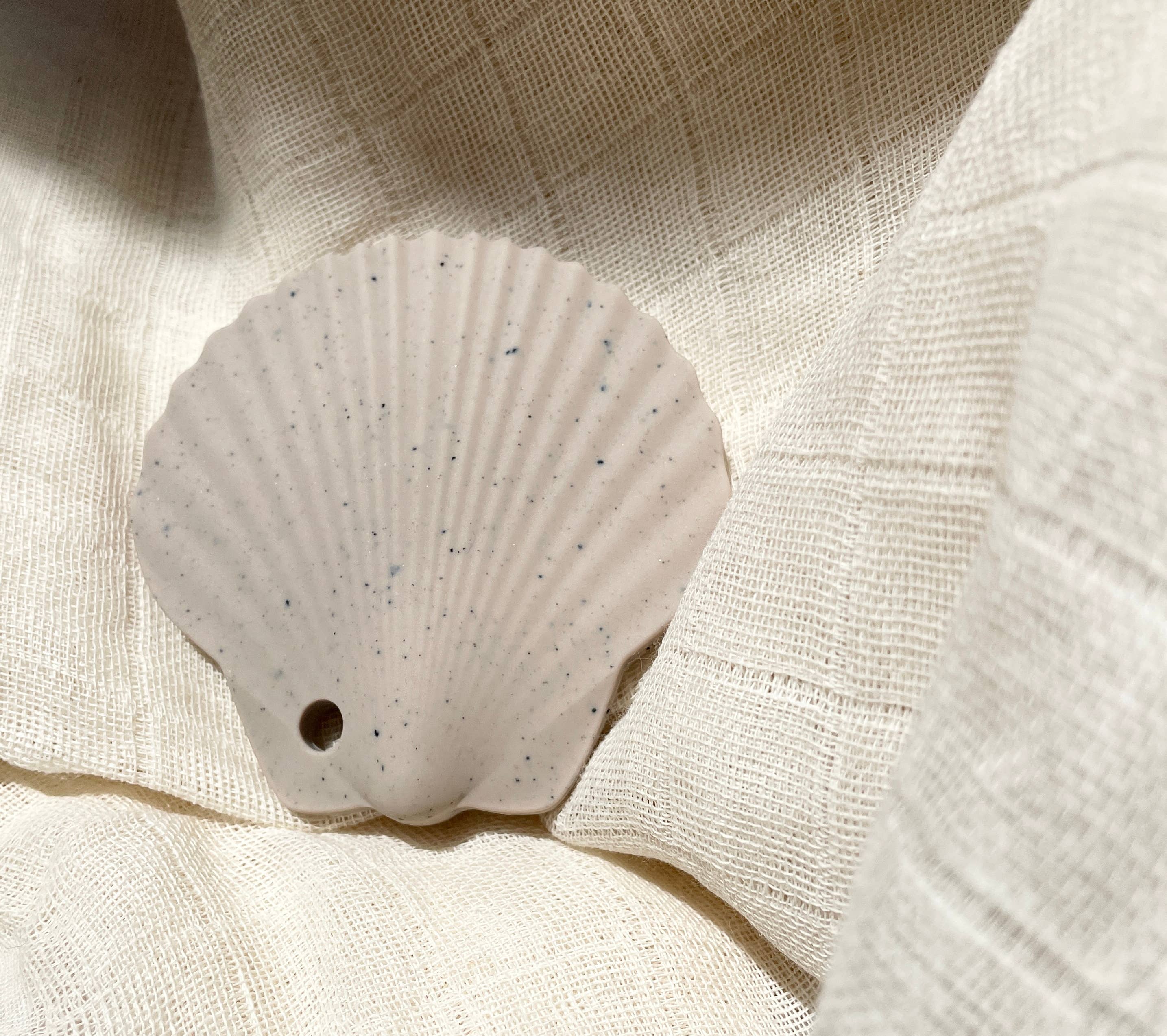 leo et lea france - Wholesale Teether (Not Clip-On) - Baby - Shell Teether, Silicone, leo et lea, Montessori4