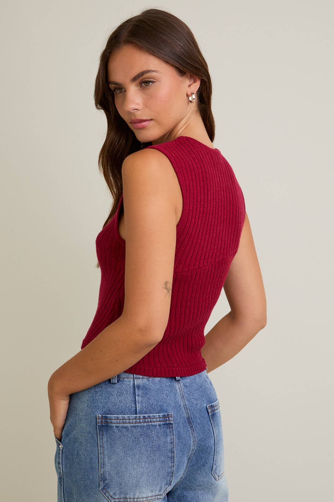 LE LIS - Wholesale Knit Top - Women's - SLEEVELESS SWEATER TOP7