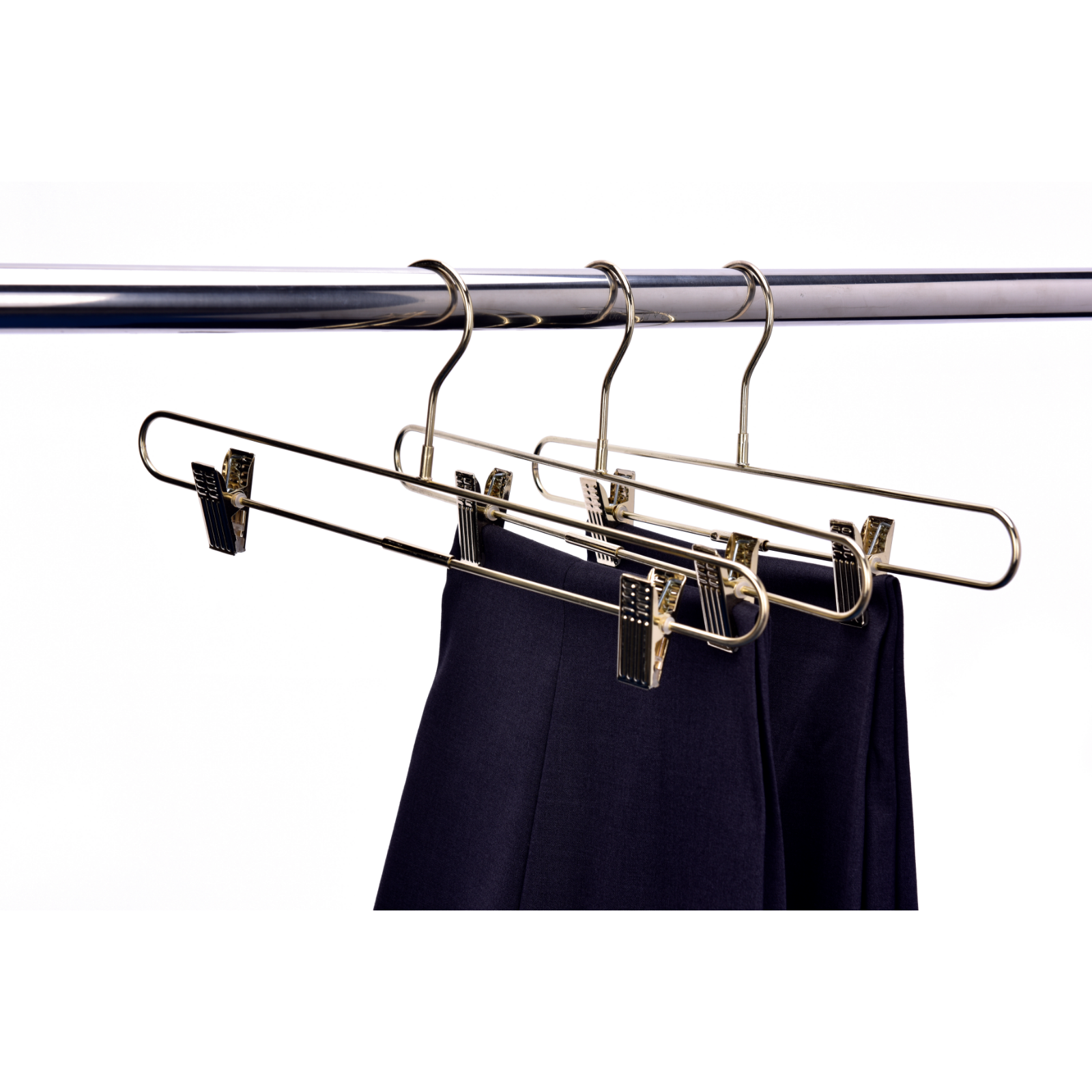 Quality Hangers - Vendita all'ingrosso Appendiabiti - M073 – Grucce resistenti dorate da 35,6 cm con clip per gonne e pantaloni – 100 pezzi7