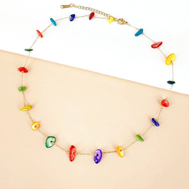 D Bijoux – wholesale Pendant/charm necklace – Mother-of-pearl bead chain necklace