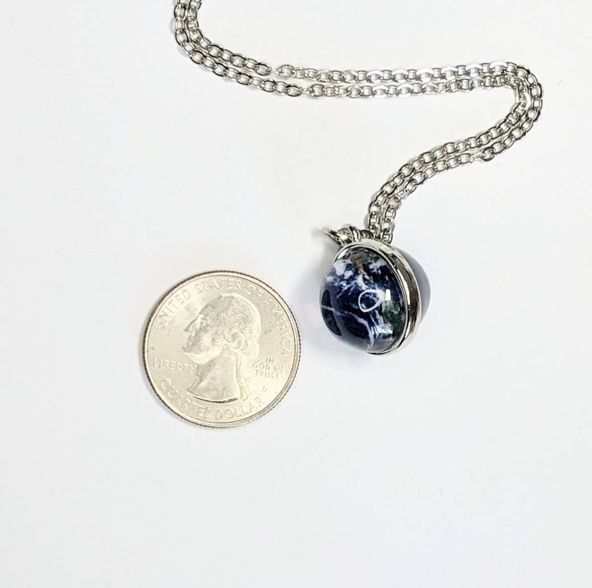 Fiona Accessories – Colar pingente/pendente por atacado – Colar Astronomy Charm do Espaço Colar Terra3