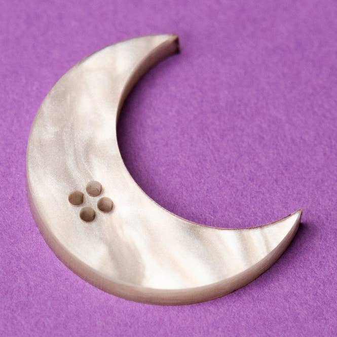 Bouton Lune Croissante pour la vente par OddBorn