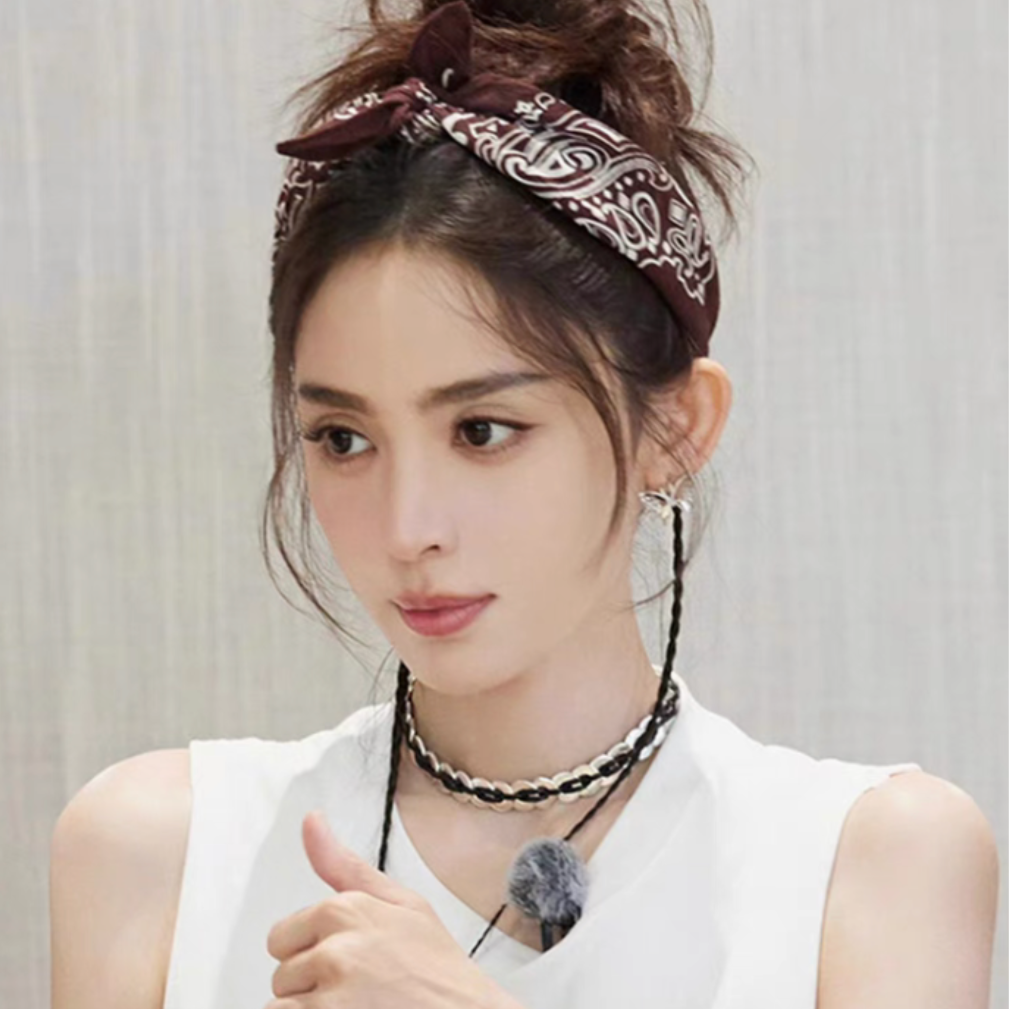 DrifWoo – Engroshandel Tørklæde - Dame – Silkesjal Twilly til hals og taske til kvinder16