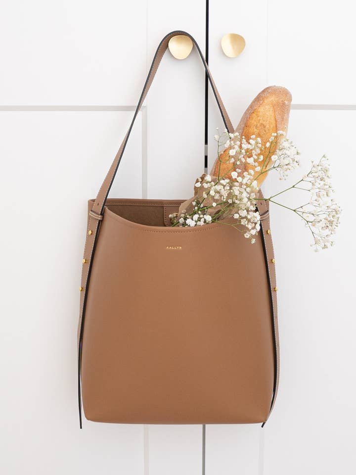 Jolina Bucket Tote - Leather for wholesale by AALLYN