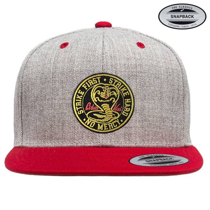 Hybris Production AB - Wholesale Flat Brim Cap - Unisex - Cobra Kai Patch Premium Snapback Cap