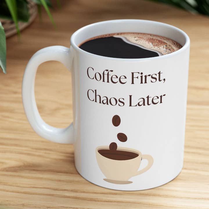 Tasse à café amusante, cadeau pour les amateurs de café, tasse en céramique, café d'abord chaos ensuite, 11oz, 15oz, tasse avec citation, tasse originale, tasse à café, cuisine pour la vente par Happythings76