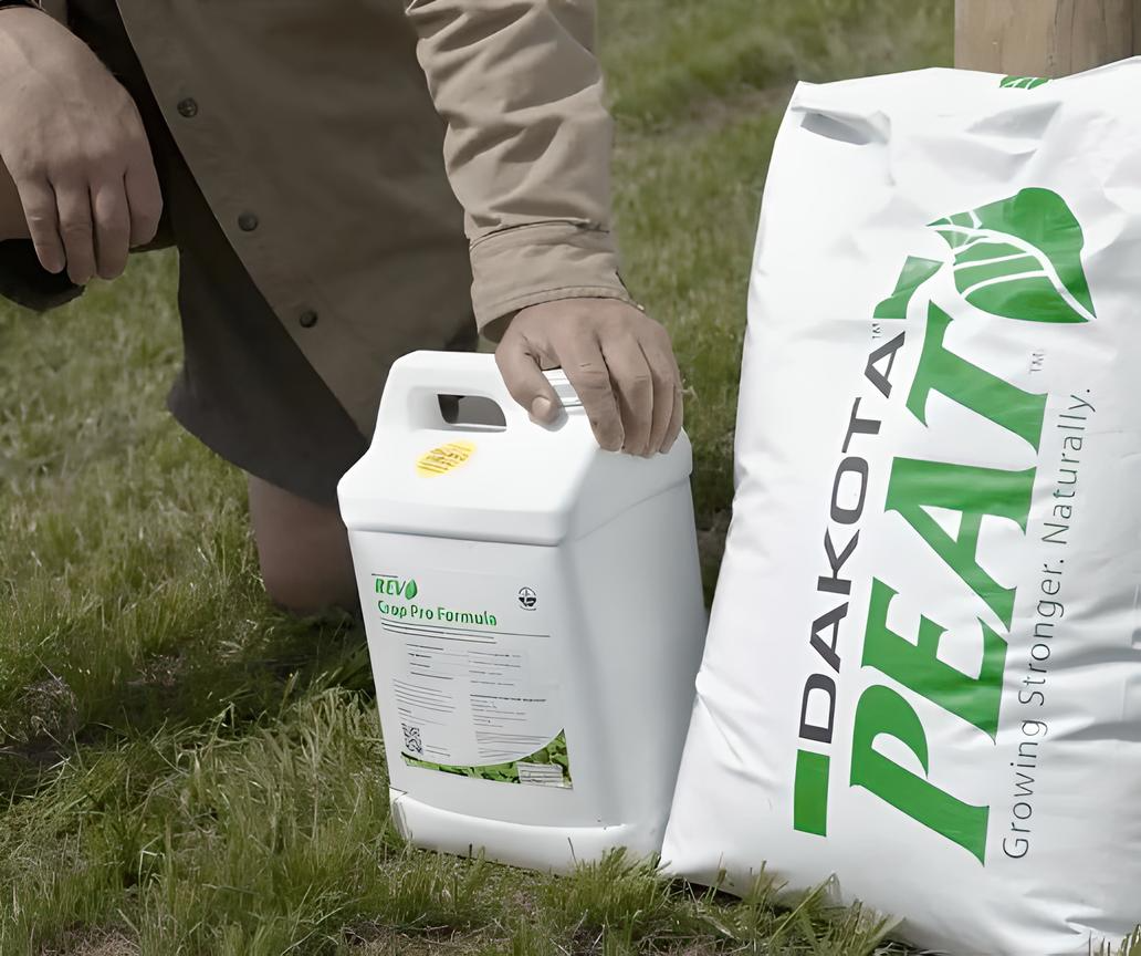 Organic REV - Wholesale Planting/Potting Soil - DAKOTA Peat – Reed-Sedge Soil & Plant Enhancer (24lb Bag)0