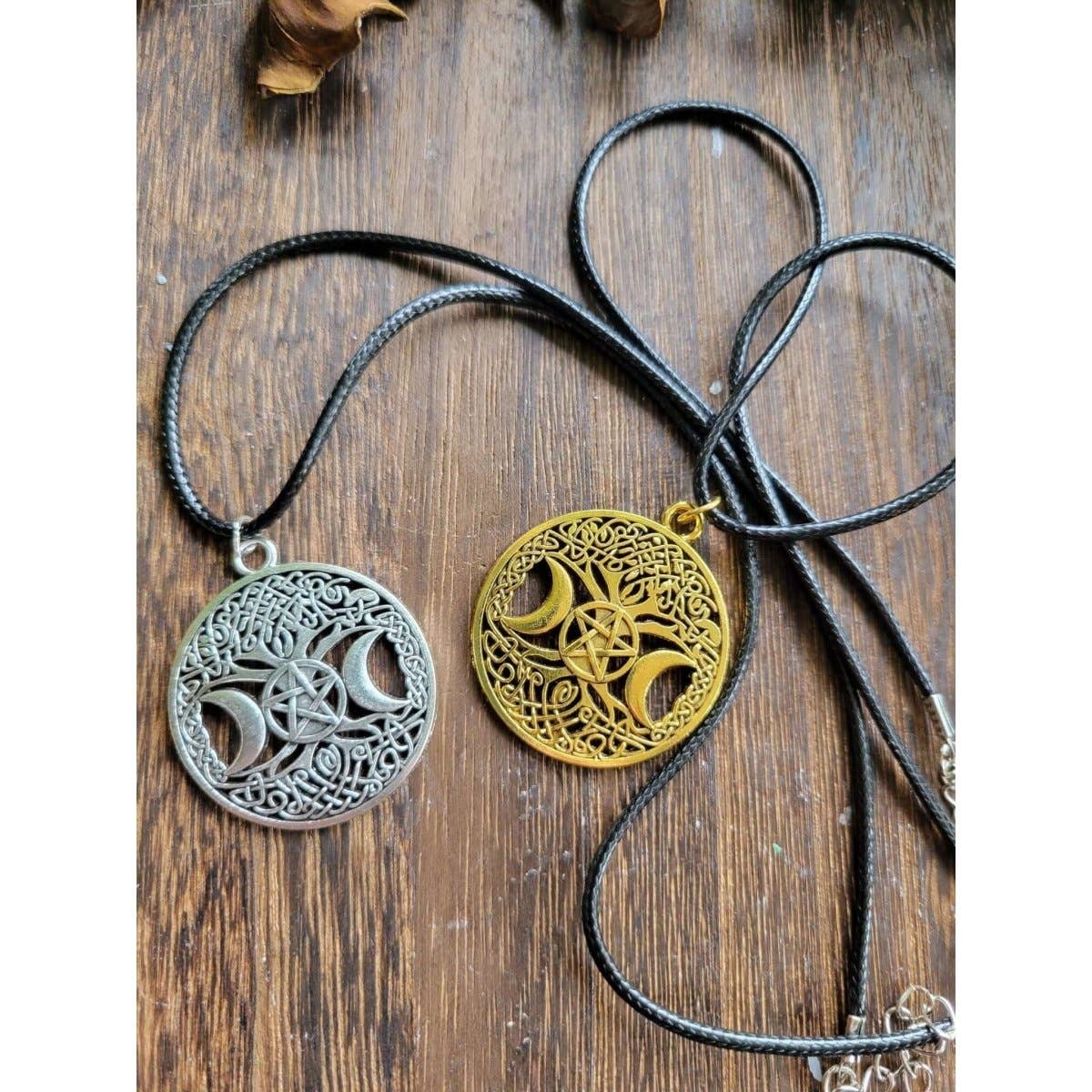 My Magic Place Shop - Vente Breloques/médailles personnalisées - Breloque de protection en forme de pentagramme à triple lune5