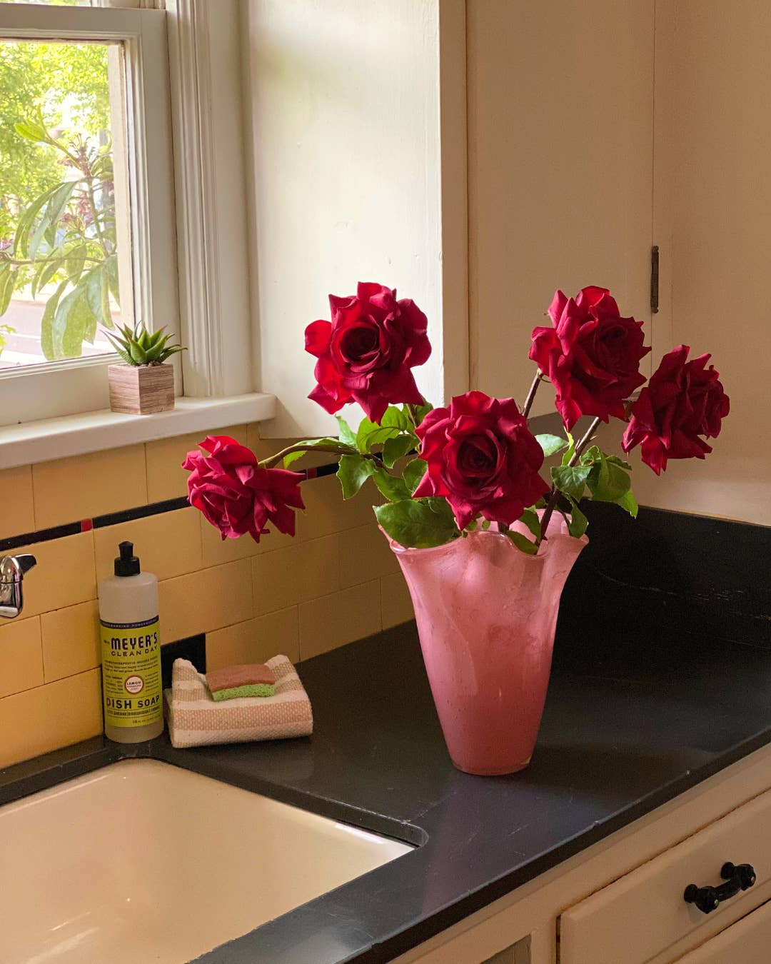 The Blue Heron - Wholesale Vase - Pink Ruffled Top Glass Vase - 11" Tall, Handblown2